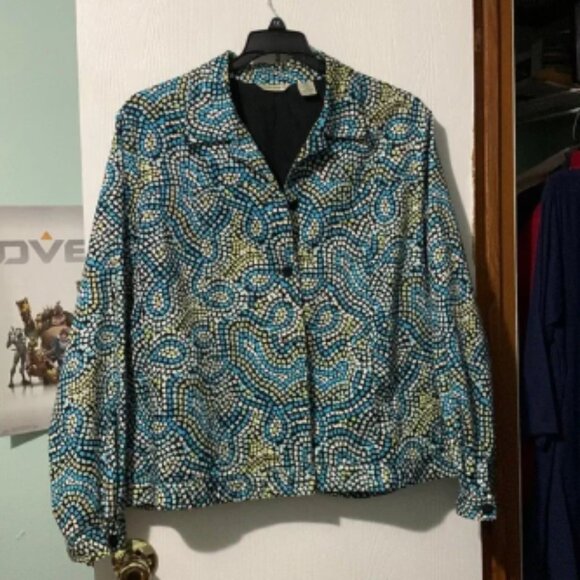 Laura Ashley jacket with side slit pockets. Dry clean only. Smoke free h… - Picture 1 of 3